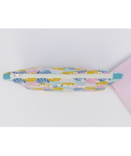 Cette belle pochette pour ranger crayons et feutres