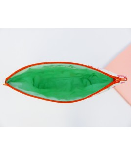 Très pratique au quotidien pour ranger vos crayons, stylos et feutres Très pratique au quotidien pour ranger vos crayons, stylos et feutres