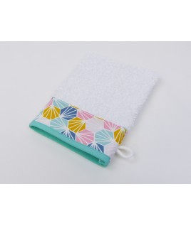 Très moderne, il illuminera votre salle de bain