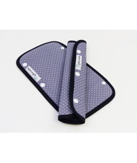 L'accessoire pratique pour protéger son cou en voiture