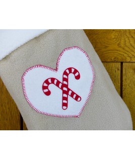 Avec ce patron de couture, vous aurez une belle chaussettes pour les cadeaux des fêtes de fin d'année