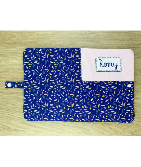 Le protège carnet de santé Pétales