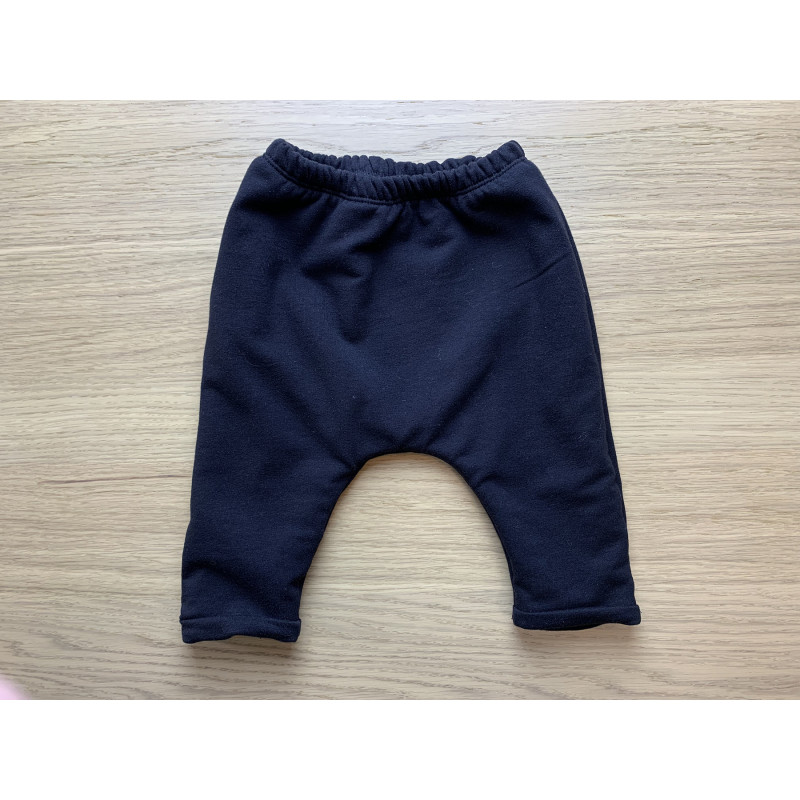 Un pantalon doublé pour bébé