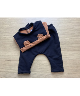 Ce joli petit sweat est cousu-main