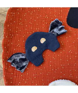 Doudou chauve-souris multicolore en tissus variés pour bébé