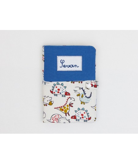 Le protège carnet de santé Dino