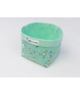 Le petit panier aux motifs oiseaux