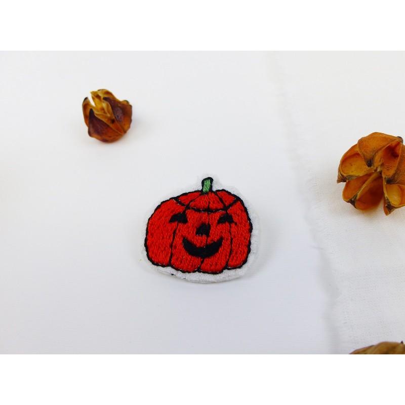 La broche Citrouille
