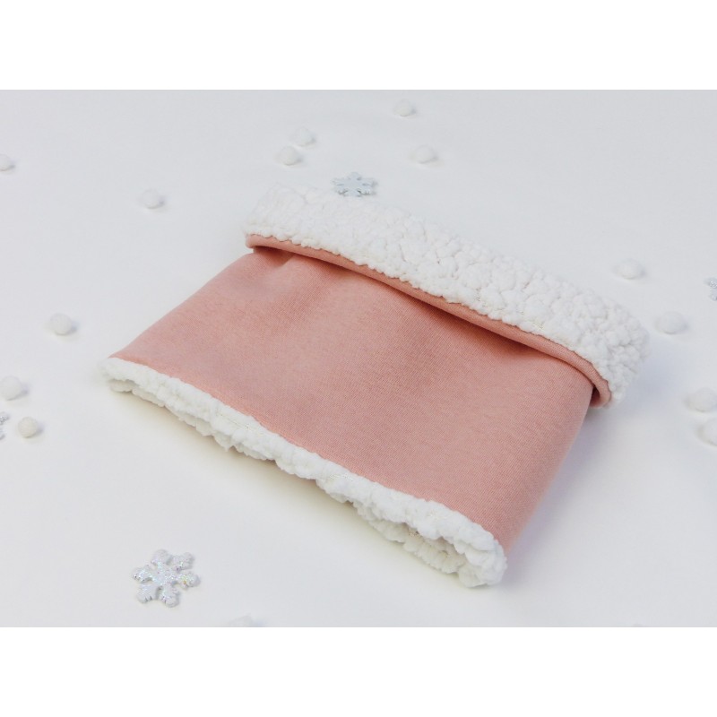 Le snood rose tout doux Le snood rose tout doux
