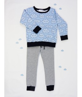 L'ensemble pour les petits sportifs élégants