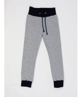 Le pantalon gris enfant