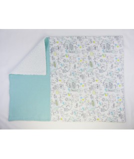 Cette belle couverture pour bébé est toute douce