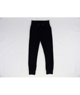 Le pantalon noir enfant