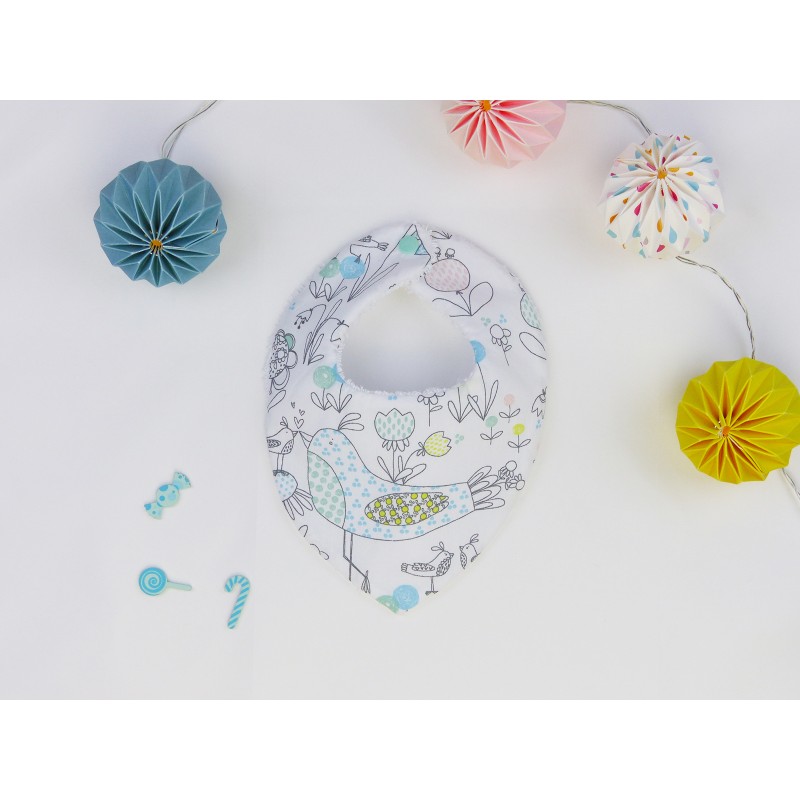 Le bavoir moderne de l'arbre à cousettes