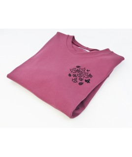 Un sweat bordeaux et noir pour les hommes modernes