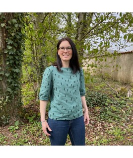 Cette blouse est cousue dans nos ateliers en France