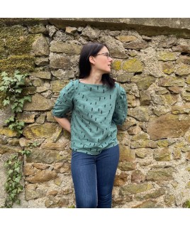 Idéale pour le printemps, l'automne et même l'été, elle est légère et agréable à porter