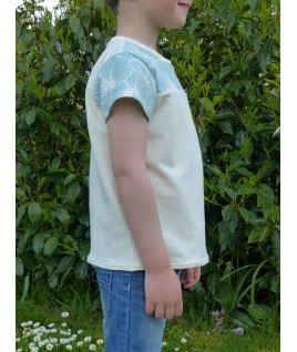 Venez découvrir ce très beau cadeau pour un enfant ou assorti au tshirt de sa maman